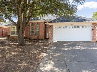 1512 Clover Ln, Granbury, TX 76048