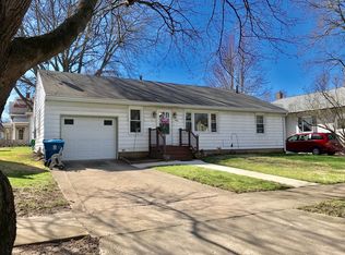 909 N Chicago St, Pontiac, IL 61764