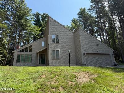 18 Innisbrook Drive, Clifton Park, NY, 12065