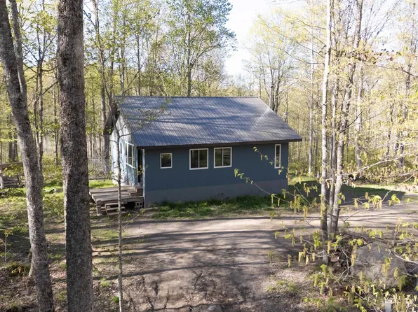 549 Sheltrow Rd, Crystal Falls, MI 49920