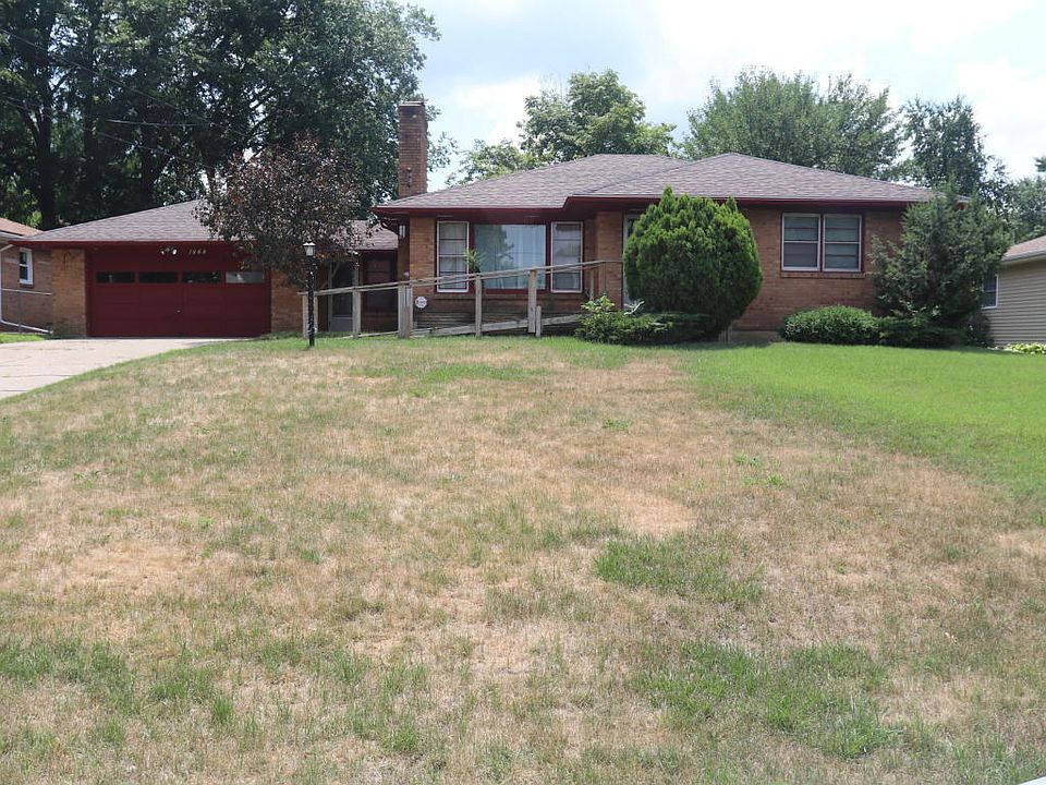 1st image of 1444 Pickett St SE