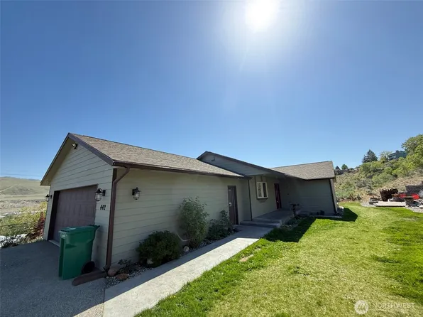442 Crestview Drive, Okanogan, WA 98840
