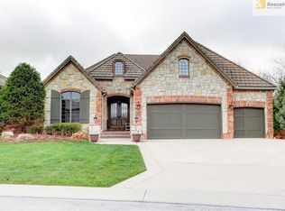 26951 W Shadow Cir, Olathe, KS 66061