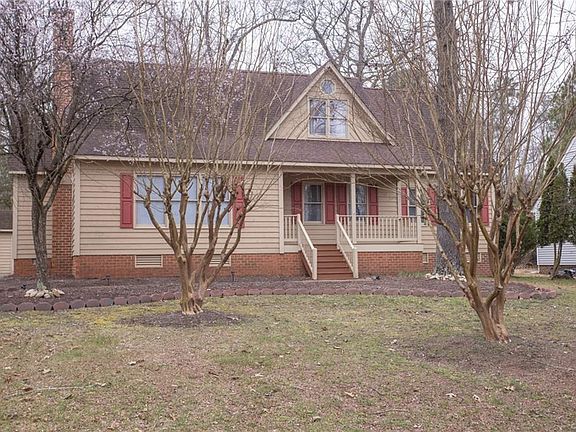 2nd image of 405 Derbycreek Ln