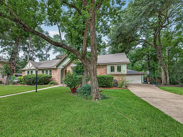 23011 Fox Hunt Dr — Photo 11