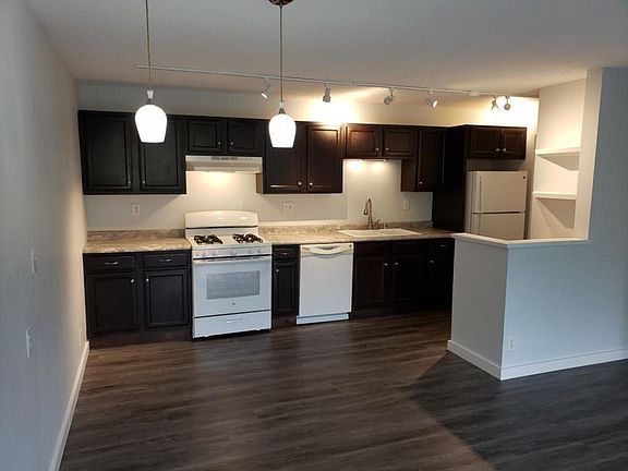 5th image of 2500 Blaisdell Ave APT 314