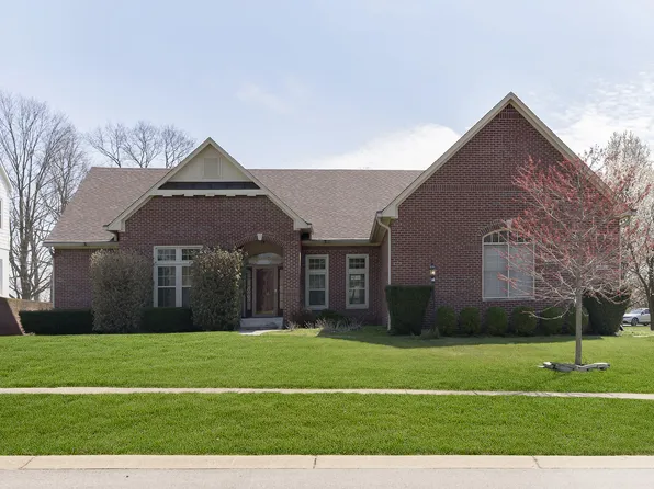 1363 Huntington Woods Rd, Zionsville, IN 46077