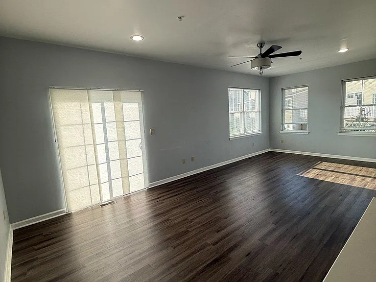211 Saddlebrook Dr — Photo 11