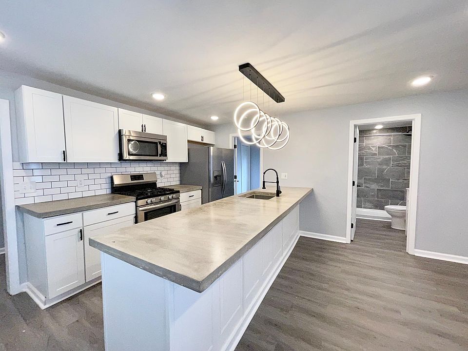 1st image of 219 Gertrude St