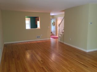 4 Tupelo Ln, Niantic, CT 06357
