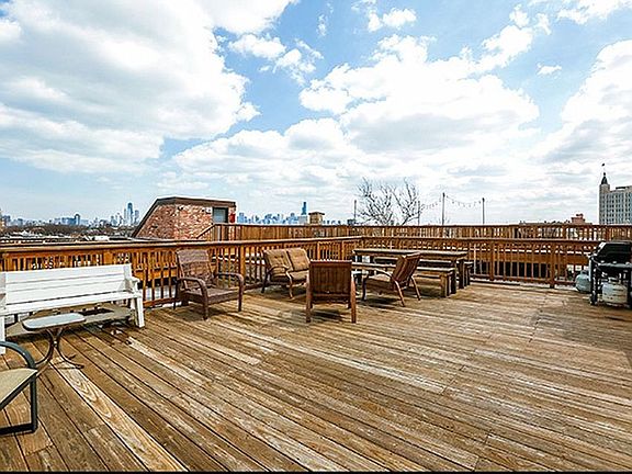 4th image of 2021 W Willow St APT 104