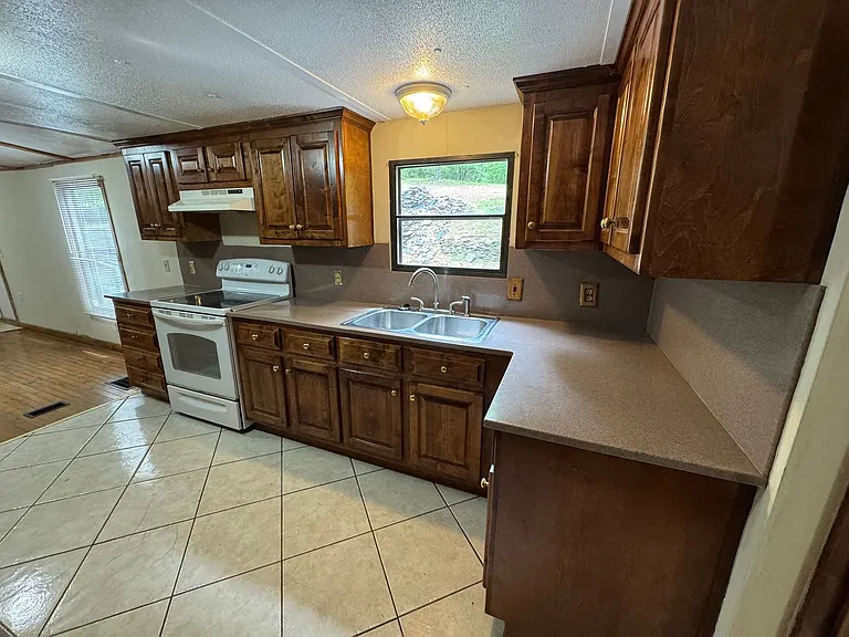 1140 Rome Rd SW — Photo 9