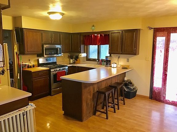 2nd image of 3112 Arbor Oaks Dr