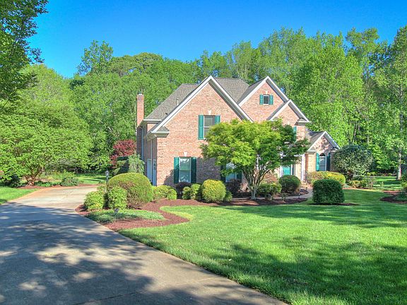 2nd image of 1217 Weddington Hills Dr
