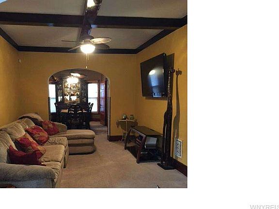 3rd image of 246 Crowley Ave