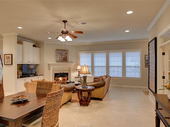 2nd image of 3910 Park Meadow Ln