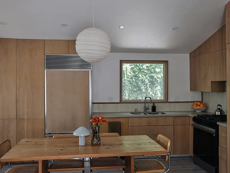 649 N La Fayette Park Pl — Photo 6