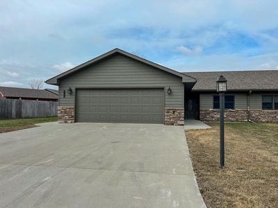 1165 Arizona Ave SW, Huron, SD, 57350