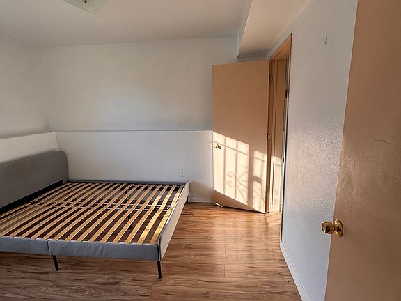 5th image of 6027 47th Ave S