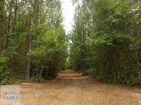 4th image of LOT 14 SE Hillman Dr