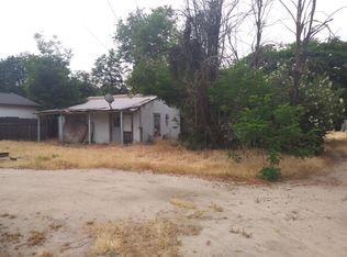 1157 W Roby Ave, Porterville, CA 93257