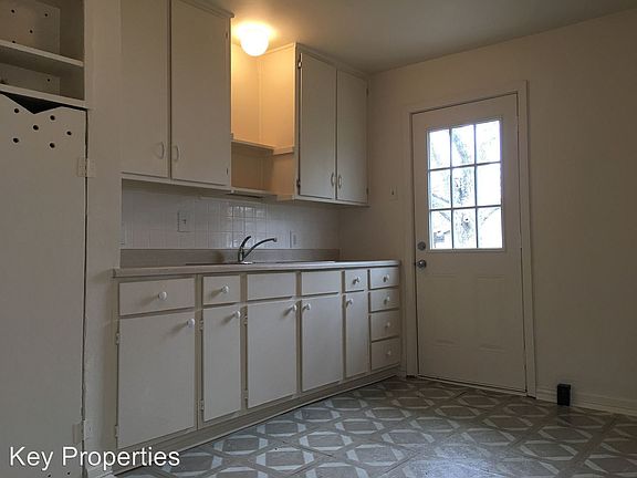 4th image of 5108 Cantrell St