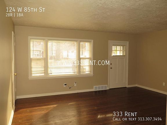 2nd image of 124 W 85th St