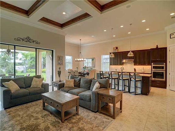 5th image of 4645 SW Gossamer Cir