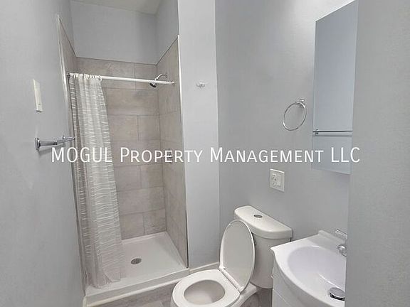 2nd image of 4421 Pennsylvania Ave #4421