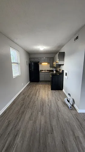 1505 Rosedale Ave Photo 1