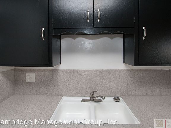 2nd image of 3522 Madison Ave APT 3