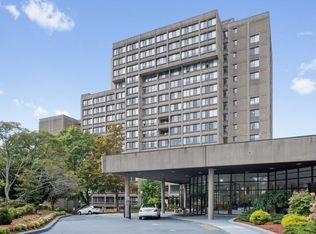 Chestnut Hill Towers, Newton, MA 02467