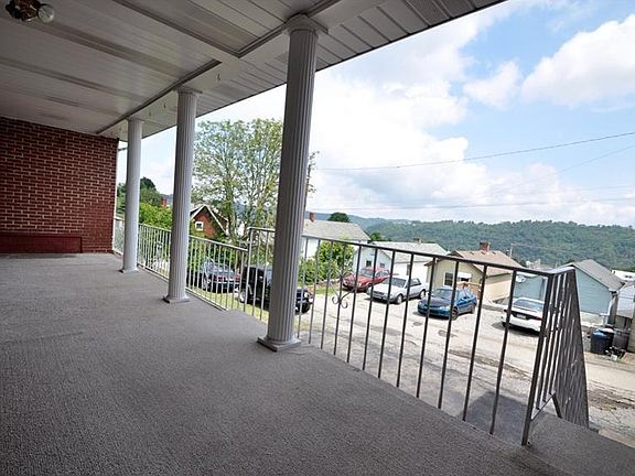 5th image of 928 Shady Ave