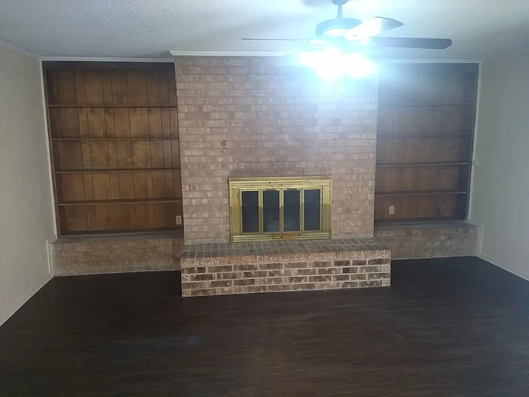 4127 Altamesa Blvd — Photo 29