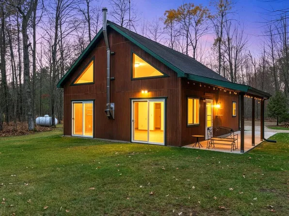 W13124 Balsam Lake ROAD, Crivitz, WI 54114