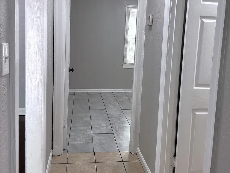 4201 Truman Rd — Photo 9