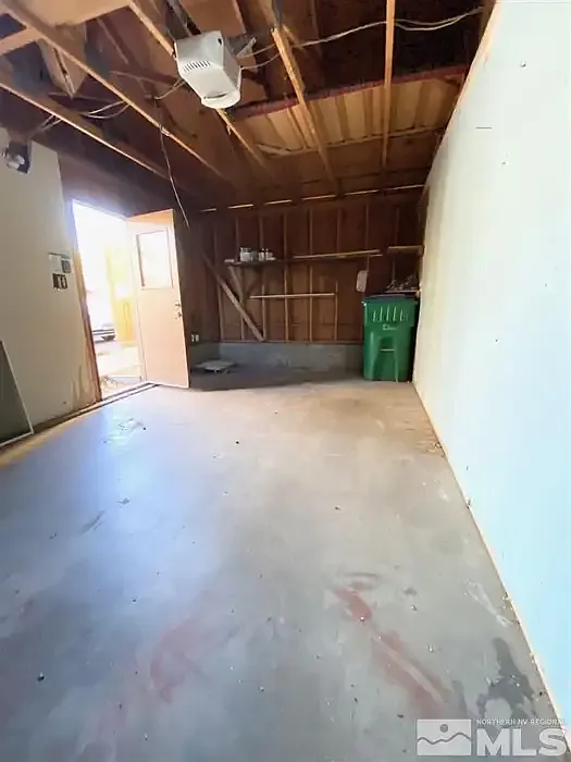 992 Buffalo Way photo 1