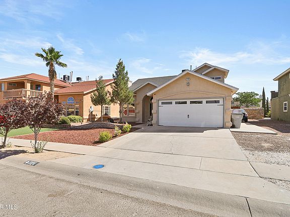 2nd image of 3124 Tierra Agave Dr