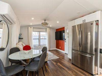 1 Coke Ave, Avenel, NJ, 07001