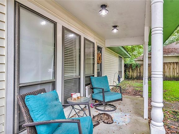 4th image of 70304 D St