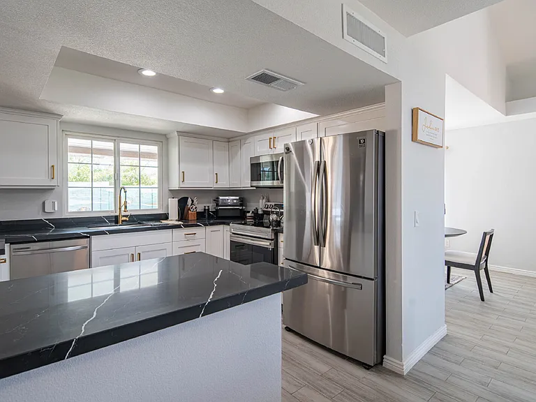 10615 N 63rd Dr — Photo 11