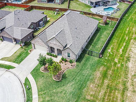 2nd image of 8104 Mirmont Glen Ln