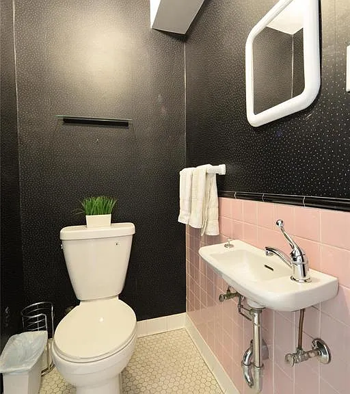 8045 Watkins Dr — Photo 29