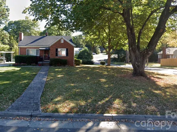 600 W Cama St #8, Charlotte, NC 28217
