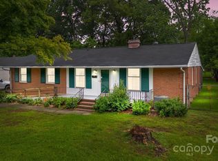 3539 Shamrock Dr, Charlotte, NC 28215