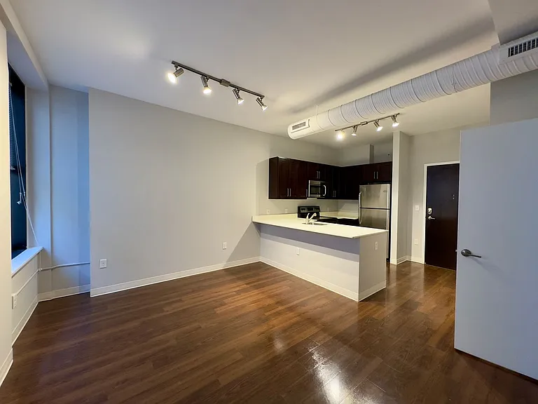 Charming 1 Bedroom/1 Bathroom Apartment Unit in Downtown Baltimore, MD! Unit 416 — Photo 88