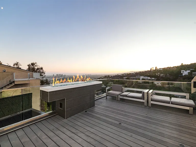 1623 Viewmont Dr — Photo 59