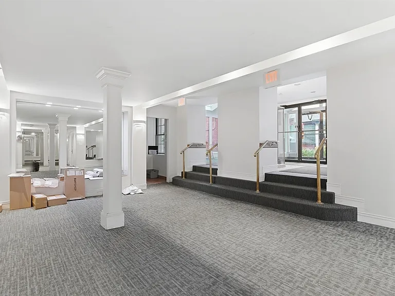 21 Linden St #212 — Photo 4