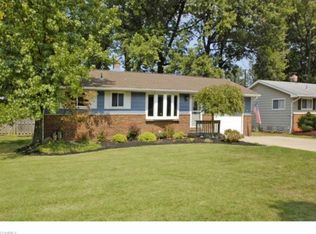 24764 Antler Dr, North Olmsted, OH 44070