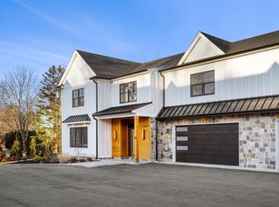 6 Orchard Rd #A, Gloucester, MA 01930